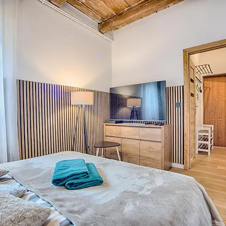 Lunita Moniuszki 4 * Bielsko-Biała