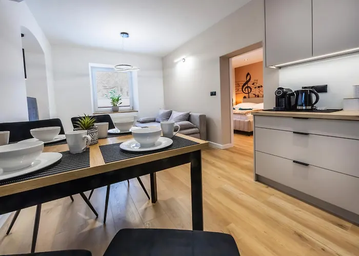 Apartamenty Lunita Moniuszki 4 * بييلسكو بياوا