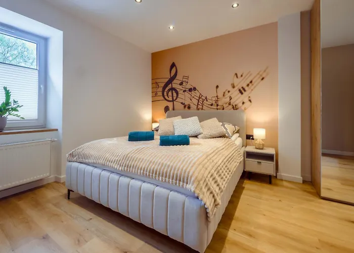 Apartment Lunita Moniuszki 4 *